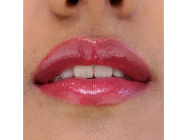 All Tigers Shining Lip Gloss 601 Silence The Critics 8 ml for kvinner
