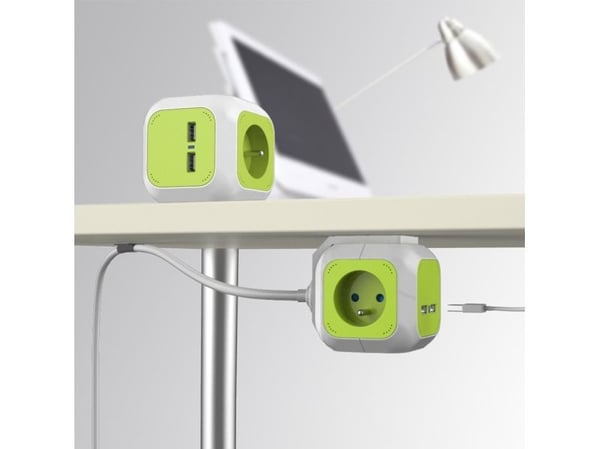 GreenBlue GB118 MagicCube nelinkertainen pistorasia, 2 USB-tuloa 1.4m