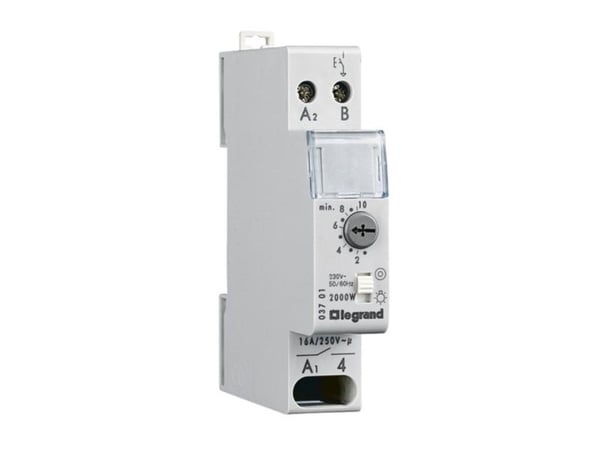 Legrand 3701 Aikakytkin porrasvalaistukseen DIN-kisko 230 V/AC