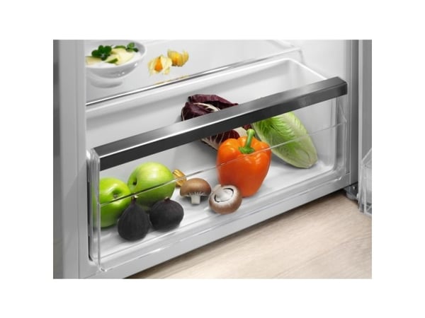 Electrolux LXB1AE13W0, 134 L, SN-T, 38 dB, E, Valkoinen