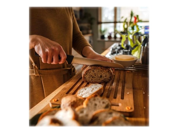 Fiskars Functional Form - Brødkniv - 21.3 cm