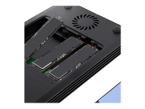 Startech 4 Bay Thunderbolt 3 NVMe Enclosure, For M.2 NVMe Solid State Drives, 1x DisplayPort Video & 2x TB3 Downstream Ports, Up to 40Gbps, 72W Pow...