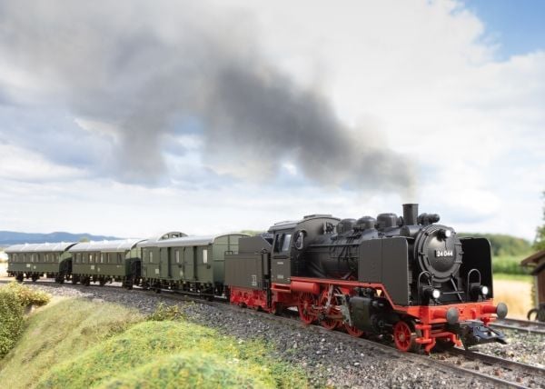 Märklin Class 24 Steam Locomotive with a Tender, HO (1:87), 15 år