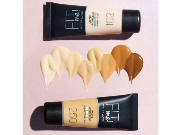 Maybelline Fit Me Liquid Foundation mattapintainen kasvovesi 230 Natural Buff 30ml