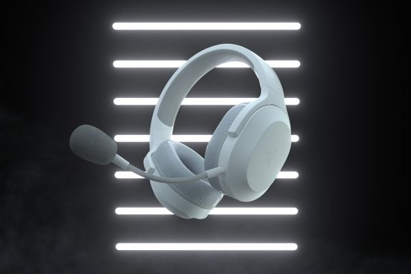Razer Barracuda X - Hodesett - full størrelse - Bluetooth / 2,4 GHz radiofrekvens - trådløs, kablet - 3,5 mm jakk, USB-C - lydisolerende - kvikksølv