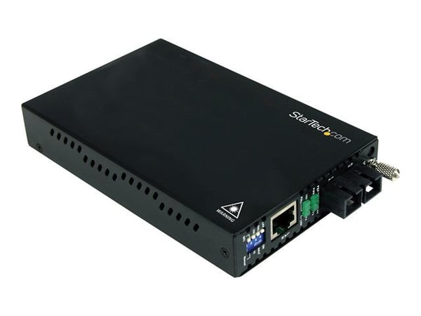 Startech 10/100 Mbps Single Mode Fiber Media Converter SC - 18.6 miles/30km over Single Mode SC Fiber (ET90110SM302) - Fibermedieomformer - 100Mb L...
