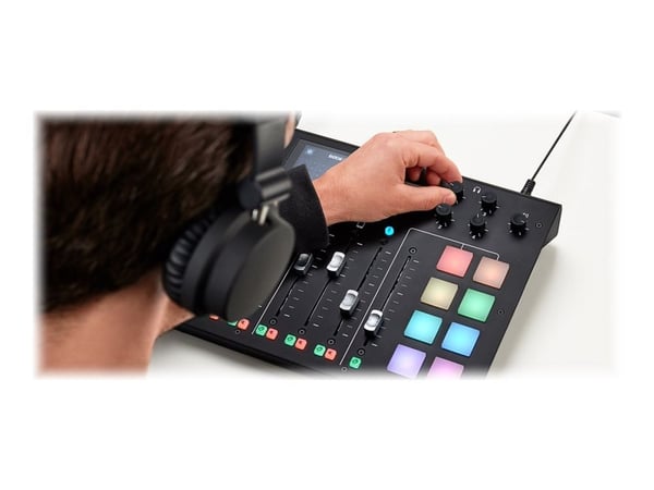 RØDE RØDECaster Pro - Moniraitanauhuri - 4 kanavaa