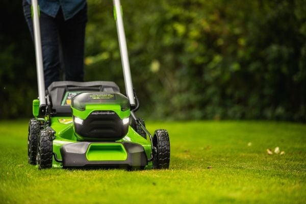 Greenworks GD60LM46SP johdoton ruohonleikkuri