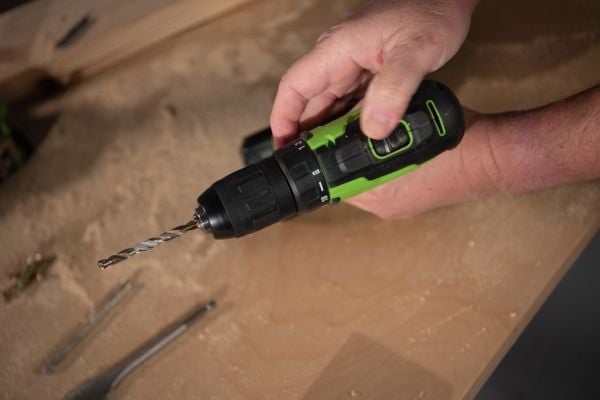Greenworks GD24DD35 Drill 24V - Inkl. 2 Ah batteri og lader