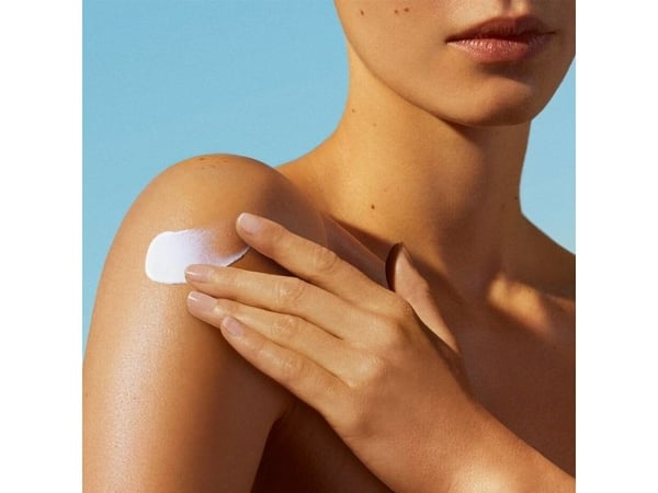 BIOTHERM WATERLOVER HYDRATING SUN MILK SPF50+ 200ML