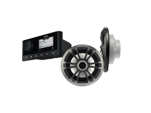 Fusion RA60 marineradio