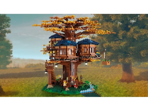 LEGO Ideas 21318 treehouse