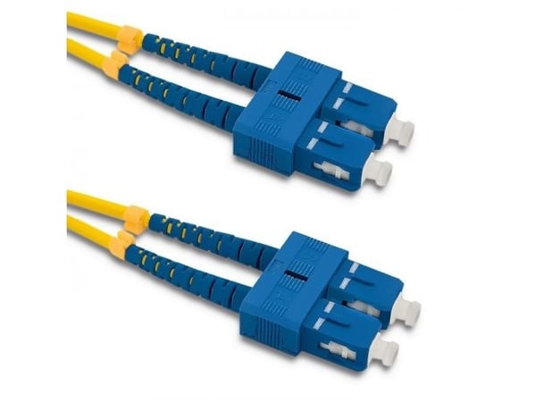 Qoltec - Koblingskabel - SC/UPC-enkeltmodus (hann) til SC/UPC-enkeltmodus (hann) - 3 m - fiberoptisk - dupleks - 9 / 125 micron - G.652D - halogenf...