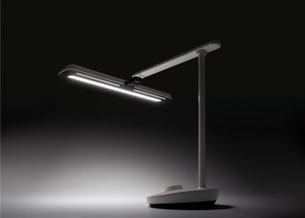 Philips Funksjonell VDT Mate-skrivebordslampe, Hvit, Metall, Soverom, Stue, Kontor, Tidsriktig, IP20, II