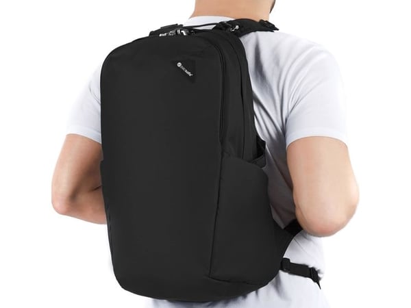 Pacsafe Pack + VIBE 25L reppu JET Musta