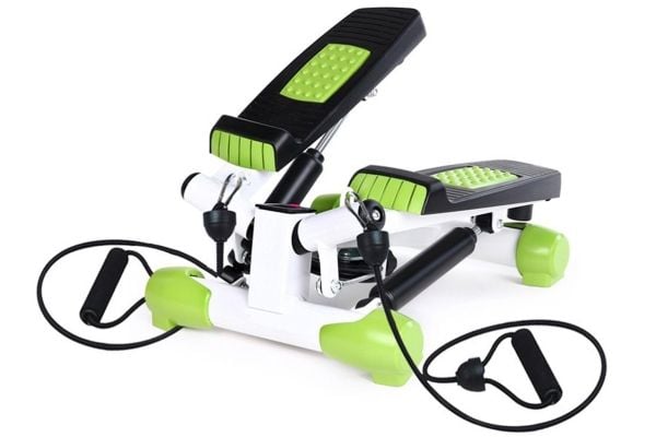 Stepper HMS S3033, gul