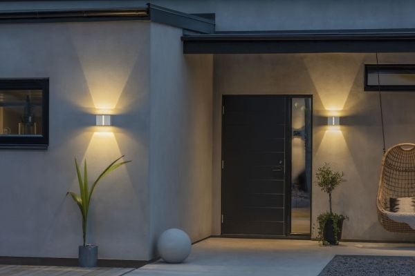 Konstsmide Pavia, Utendørs veggbelysning, Hvit, Aluminium, IP54, Fasade, I