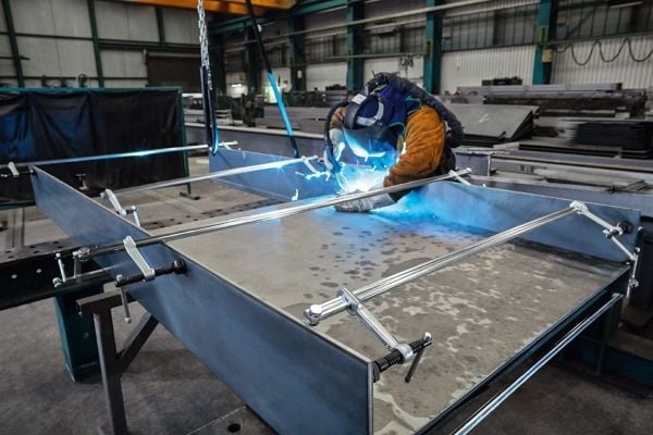 BESSEY SLV100M, Stål