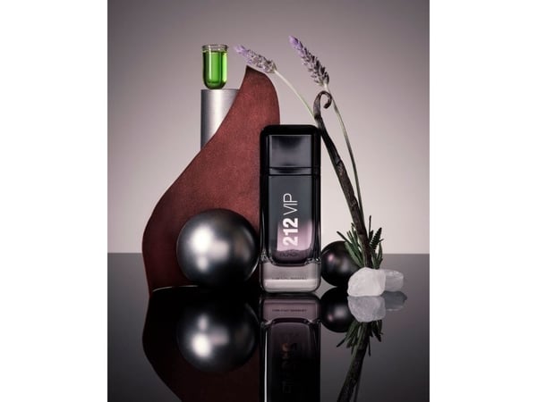 Carolina Herrera 212 VIP Black Eau De Parfum 100 ml (mann)