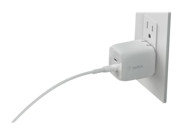 Belkin BoostCharge Pro GaN - Strømadapter - PPS- og GaN-teknologi - 65 watt - Fast Charge, PD 3.0 - 2 utgangskontakter (2 x USB-C) - hvit