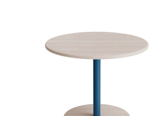 Donut-pöytä, Ø700 mm, korkeus 570 mm, valkoiseksi pigmentoitu saarni azuurinpunaisella jalustalla