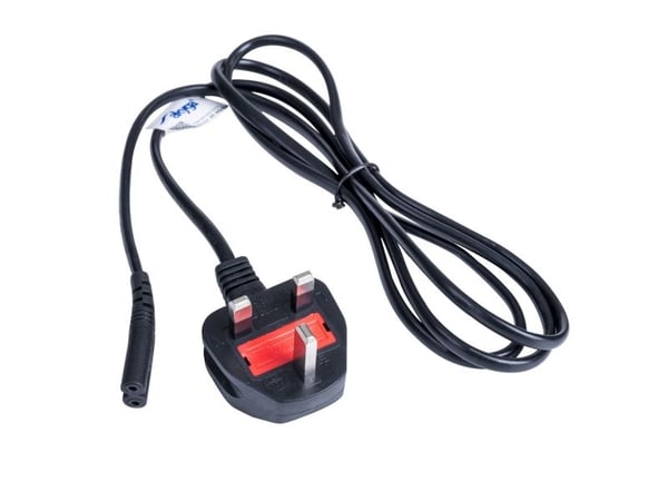 Akyga AK-AG-03A, 1,5 m, Virtapistoke tyyppi G, C7 liitin, 250 V