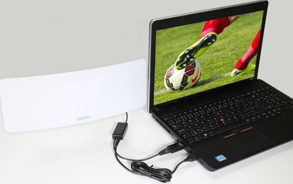 Evolveo Xany 1 LTE-televisioantenni sisätiloissa 50 dB