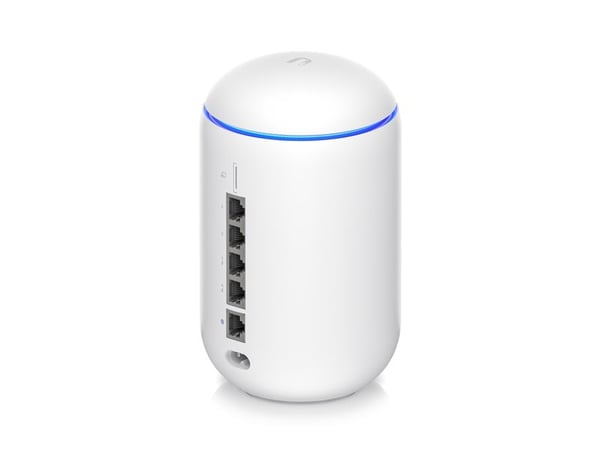 Ubiquiti UniFi Dream Router - Trådlös router - 4-portars switch - GigE - 802.11a/b/g/n/ac/ax (WiFi6) - Dual Band - MU-MIMO - Hvid