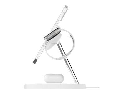 Belkin BoostCharge Pro - Trådlöst laddställ - med MagSafe + växelströmsadapter - 15 Watt - Fast Charge - vit - för Apple AirPods; AirPods Pro; iPho...