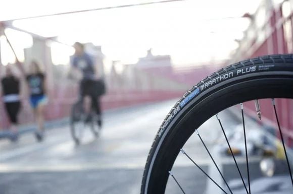 Schwalbe Marathon Plus, 26", City/Trekking, tubular dekk, svart, 45 - 70 psi, 70 psi