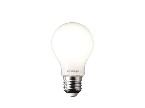 VAKIOLAMPPU 8,2W - 1.055 LUMENIA - 2.700 K VAKIOLAMPPU 8,2W - 1.055 LUMENIA - 2.700 K