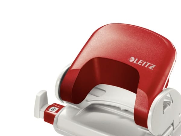 Leitz - Hullstanser - 16 ark / 1.6 mm - plast, metall - rød