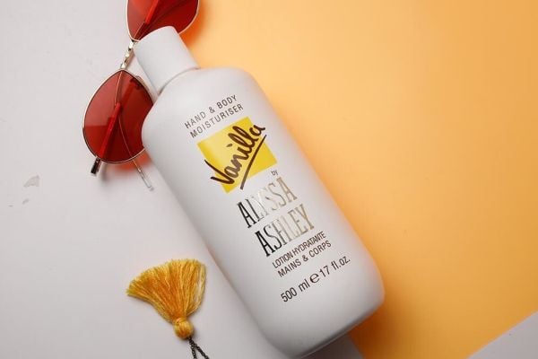 Alyssa Ashley Vanilla BOL W 500 ml