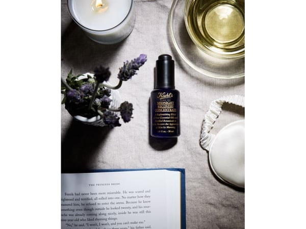 Kiehl's Midnight Recovery Concentrate 30ml, KVINNEANSIKT, 1 stk, Eterisk lavendelolje Eterisk lavendelolje lindrer irritert hud og reduserer..., Sl...