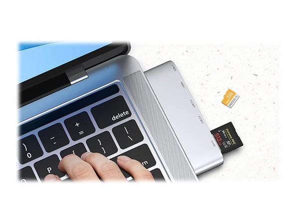 Ugreen 6-in-2 USB C Hub - Dokkingstasjon - USB-C 3.1 Gen 2 / Thunderbolt 3 - HDMI - for Apple MacBook Air (Early 2020, Late 2018, Late 2020, Mid 20...