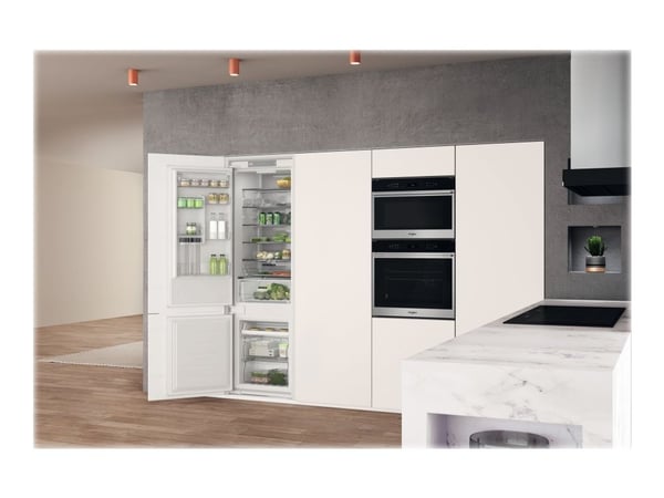 Whirlpool WHC20 T352 - Kjøleskap/fryser - bunnfryser - innebygd - fordypning - bredde: 56 cm - dybde: 56 cm - høyde: 194 cm - 280 liter - Klasse E ...