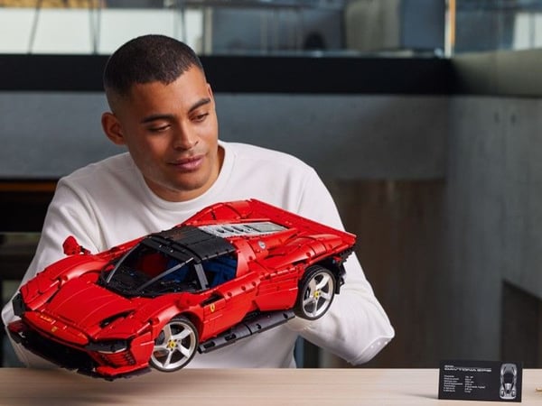 LEGO Technic 42143 Ferrari Daytona SP3