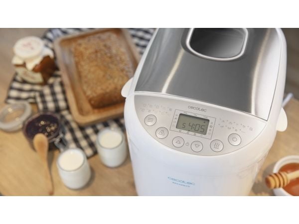 Cecotec Bread&Co 1000 Delicious, 1 kg, Katseluikkuna, Ajastin, Säädettävä reunanruskistuksen hallinta, Pidä lämpimänä-toiminto, 550 W