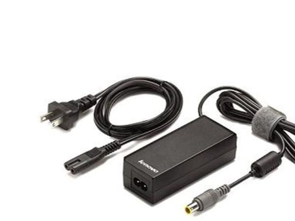Lenovo ThinkPad 65W Ultraportable AC Adapter - Strømadapter - AC 100-240 V - 65 watt - for Lenovo ThinkPad R400, R500, SL300, SL400, SL500, T500, W...