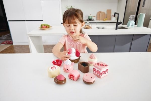 Hape Strawberry Dessert