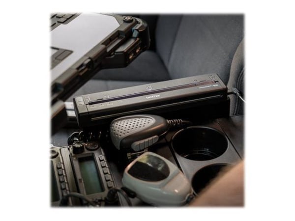 Brother PocketJet 8 PJ-883 - Skriver - S/H - direktetermisk - A4/Legal - 300 x 300 dpi - inntil 13.5 spm - USB-C, Bluetooth 5.2 LE, NFC, Wi-Fi(n)