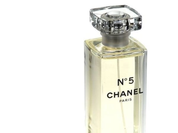 Chanel No 5 Eau Premiere Eau De Parfum 50 ml (kvinne)
