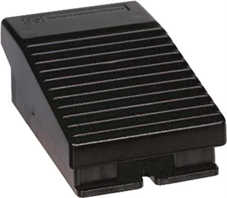 APC XPEA110, Sort, IP43, 9,4 mm, 18,9 mm, 12,5 mm, 334 g