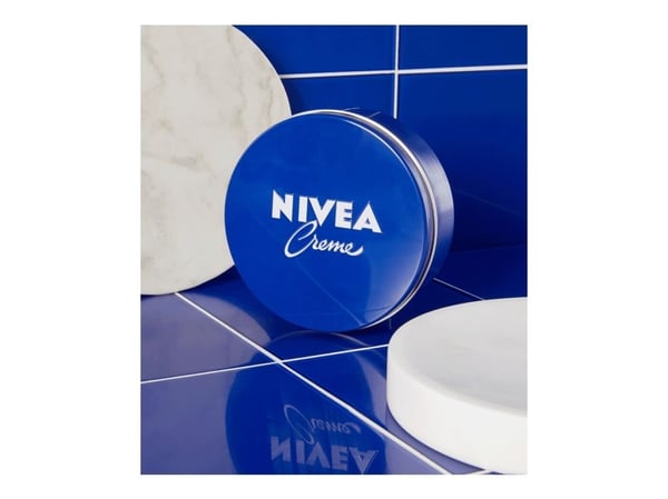 NIVEA Creme, Kerma, Unisex, Kosteuttava, Ravitseva, Pehmentävä, Kaikille ihotyypeille, 75 ml, Purkki