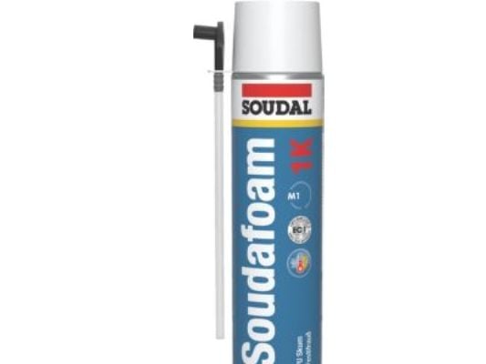 SOUDAL Soudafoam 1K helårsskum 750ml, en én-komponent selvudvidende polyuretan skum der er klar til brug.