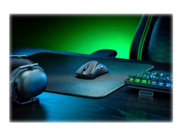 Razer DeathAdder V3 Pro - Mus - ergonomisk - högerhänt - optisk - 5 knappar - trådlös - Bluetooth, USB - svart