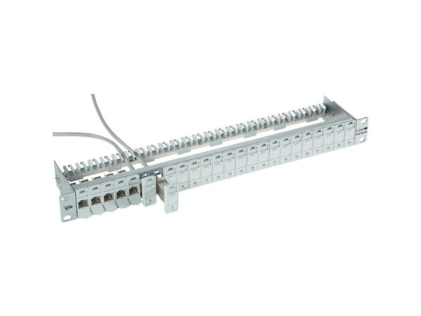 METZ CONNECT E-DAT-modul 24x8(8) 1HE patchfelt Cat.6A, lysgrå