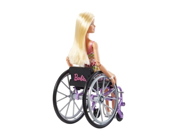 Barbie Fashionista Wheelchair Checkers