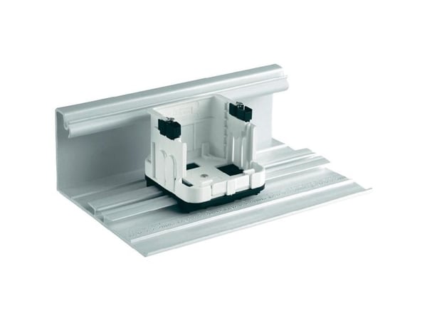 Telegärtner Universal Equpiment Mounting Set for Outlets with 1 half shell, 50 mm