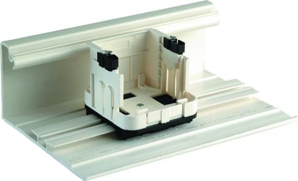 Telegärtner Universal Equpiment Mounting Set for Outlets with 1 half shell, 50 mm